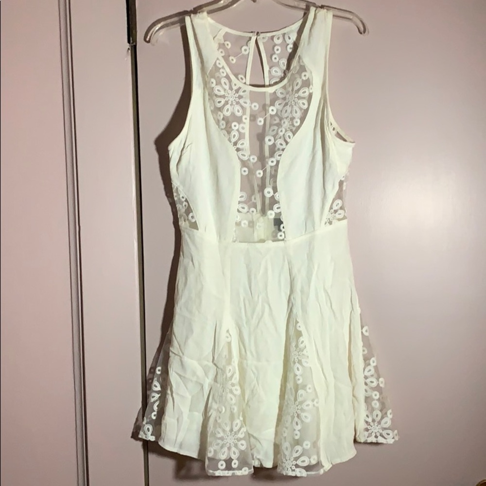 White Lacey Nasty Gal Dress